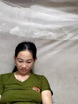 Snapshot of gio-thu chatting on July 7, 2026, 7:29 pm gio-thu online show from July 7, 2026, 7:29 pm