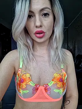 BritanyVegas online show from November 12, 2025, 12:38 pm