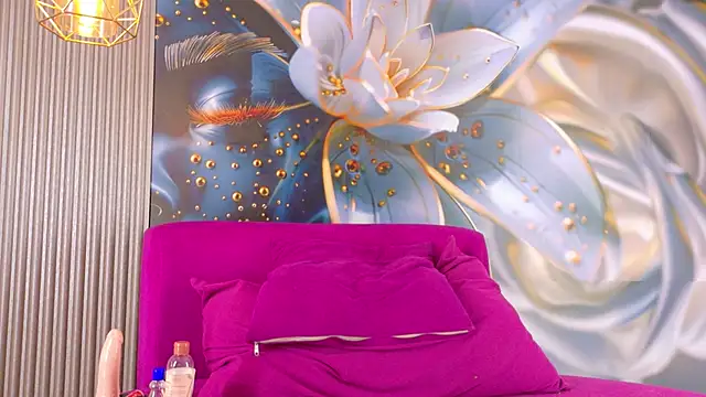 ChannelCroix online show from November 21, 2025, 7:45 pm