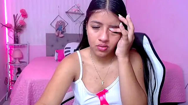 zara cute online show from April 22, 2026, 12:18 pm