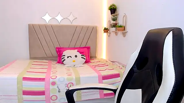 Snapshot of zara_cute chatting on May 29, 2026, 12:14 pm zara cute online show from May 29, 2026, 12:14 pm