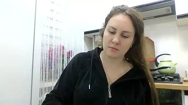 MeadowEyes online show from June 3, 2026, 7:19 pm