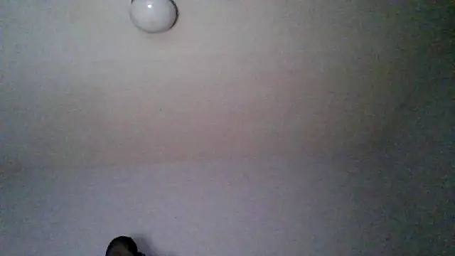 Snapshot of dezzidavill chatting on May 9, 2026, 2:39 am dezzidavill online show from May 9, 2026, 2:39 am