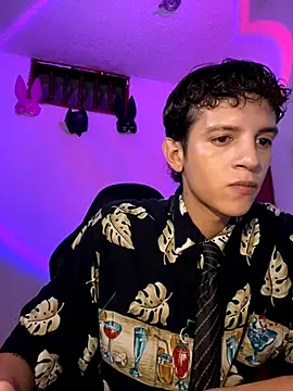 tylernova online show from October 12, 2025, 4:22 am