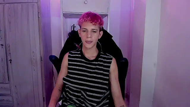 tylernova online show from November 28, 2025, 3:53 am