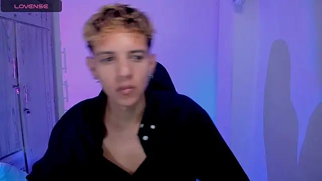 tylernova online show from March 8, 2026, 3:43 am