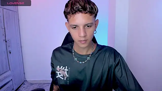 tylernova online show from April 21, 2026, 3:24 am