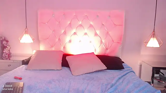 Bubbiecherry online show from October 24, 2025, 8:16 pm