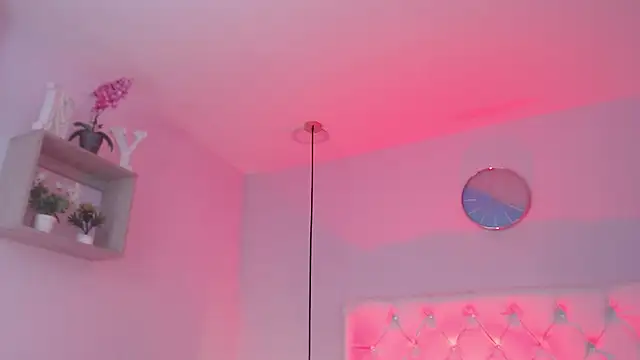 Bubbiecherry online show from November 11, 2025, 7:25 pm