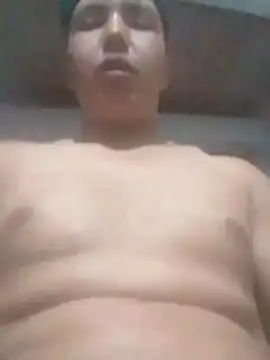 camilo44467 online show from October 16, 2025, 2:01 am