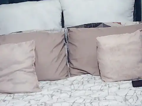 STOCKS24 online show from November 22, 2025, 5:56 pm