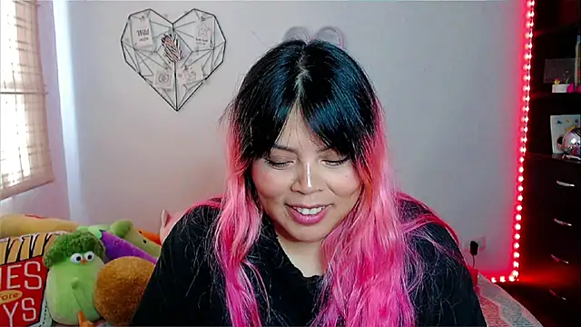 EllieMoonX online show from January 14, 2026, 8:58 pm