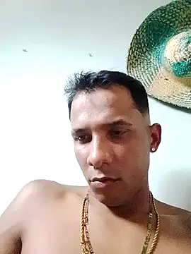 blackhot30 online show from November 19, 2025, 7:03 pm