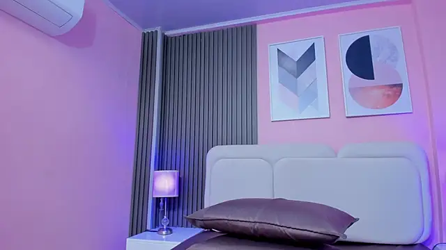 luly dreams online show from April 20, 2026, 6:16 am