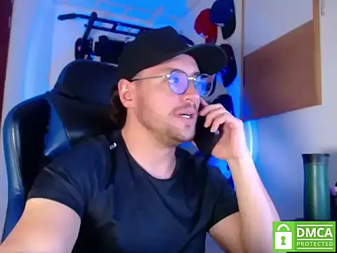 kurt xx online show from October 21, 2025, 7:36 pm