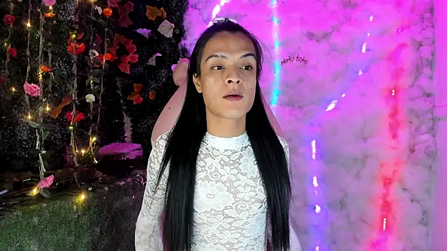 ZAMMIRA online show from December 16, 2025, 6:18 am