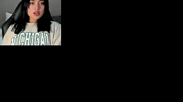 baby naomy online show from February 5, 2026, 2:16 am