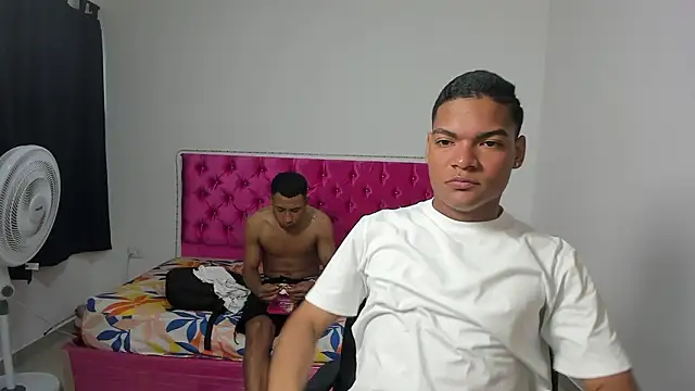 isaac master77 online show from February 9, 2026, 7:29 pm