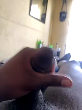 BIGXMELLOW online show from November 29, 2025, 5:32 am