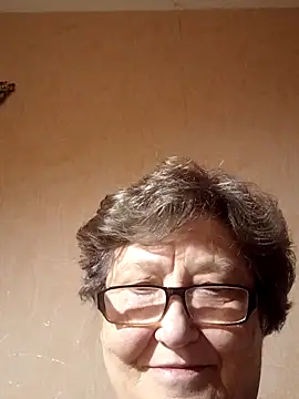 Katherine735 online show from November 14, 2025, 6:06 pm