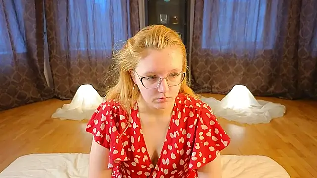 AlinaAldrete online show from November 2, 2025, 4:26 am