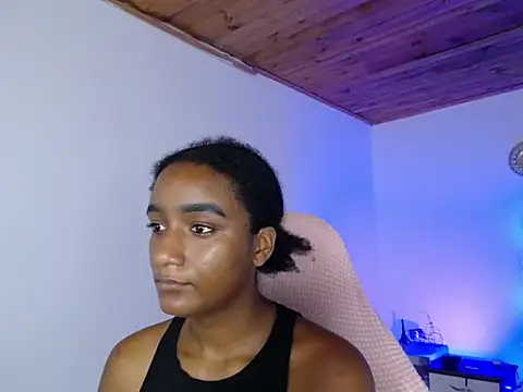 millysweetass online show from November 21, 2025, 9:46 pm