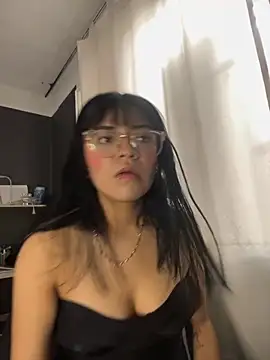 angie rousse  online show from October 16, 2025, 1:34 pm