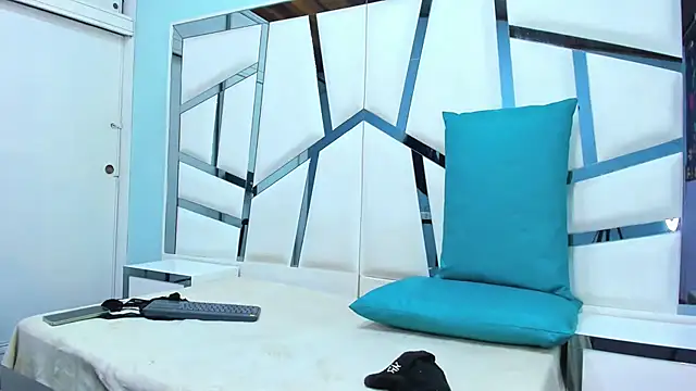 Hetaira Lexx online show from January 6, 2026, 5:33 am