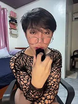 Keyka15 online show from February 13, 2026, 10:11 am