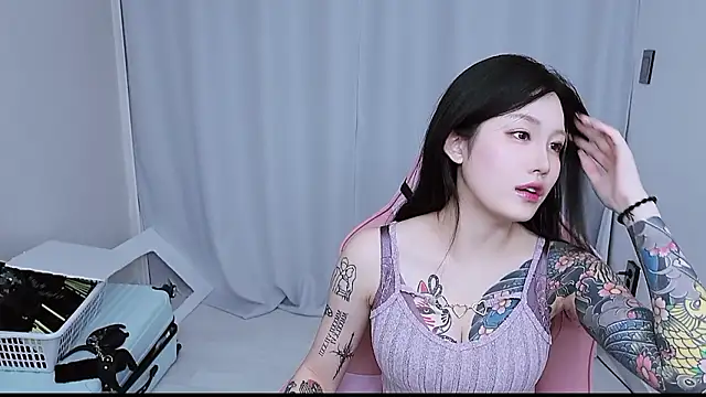 MISA 02 online show from December 17, 2025, 12:22 pm