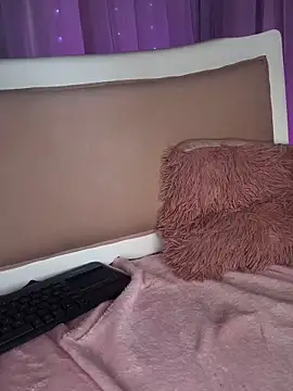 Swweet Miia1 online show from October 21, 2025, 9:37 pm