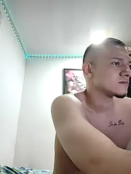 andriu656 online show from November 13, 2025, 1:04 am