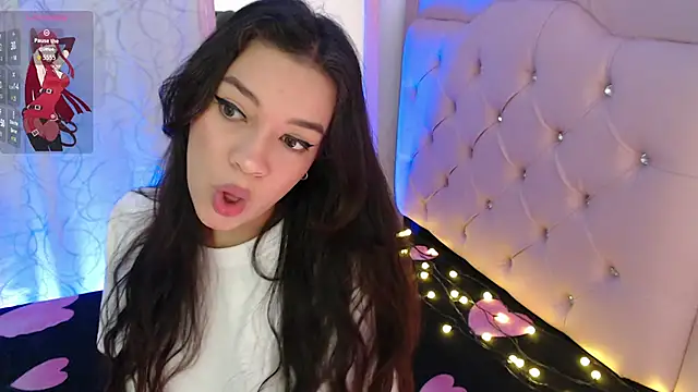 beauty lana18 online show from November 15, 2025, 2:20 am