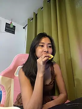 Snapshot of De_amore chatting on July 13, 2026, 12:46 am De amore online show from July 13, 2026, 12:46 am
