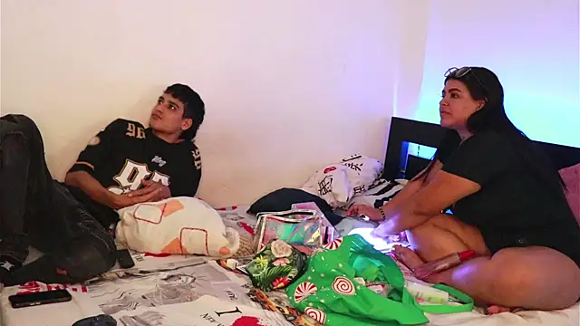 Snapshot of AnyRUSSO chatting on February 7, 2026, 6:06 am AnyRUSSO online show from February 7, 2026, 6:06 am