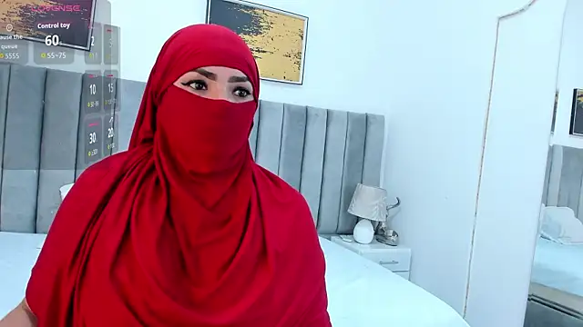  naylaa  online show from October 16, 2025, 2:45 am