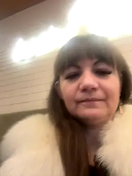 Butterfly8385 online show from December 20, 2025, 8:21 am