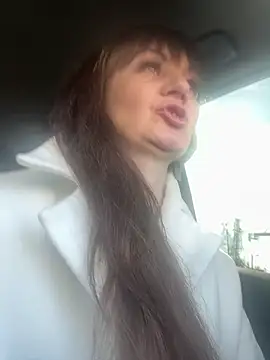 Butterfly8385 online show from April 12, 2026, 7:02 am