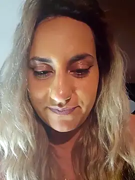 SinfulLovers33 online show from November 28, 2025, 5:37 pm