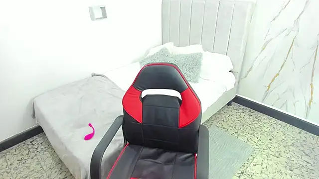 Amira mansour online show from November 2, 2025, 12:18 pm