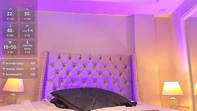 Charlie Storm  online show from November 4, 2025, 11:48 pm