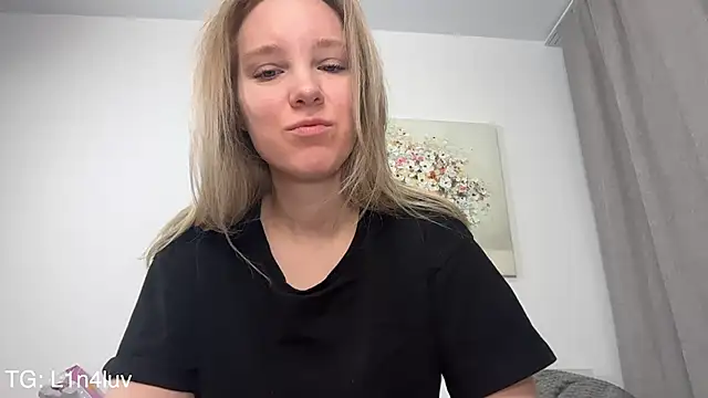 AIicaparkerc online show from February 23, 2026, 4:43 am