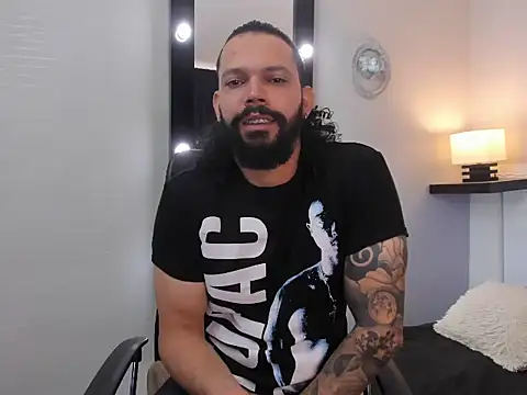 AlukardBig online show from November 4, 2025, 2:16 pm