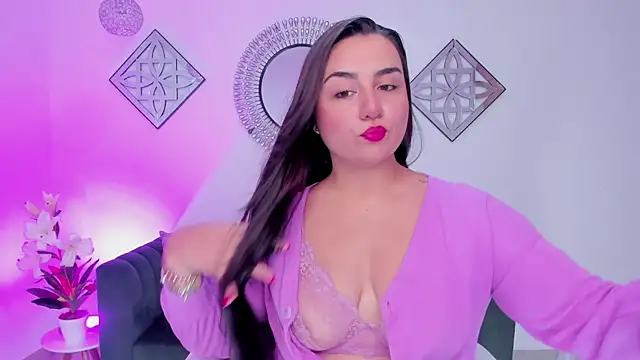 Gabriella evans  online show from October 14, 2025, 11:44 am