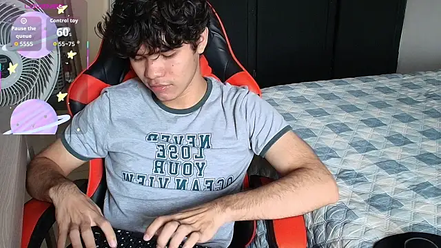 Snapshot of Im_Camii chatting on November 10, 2025, 7:13 pm Im Camii online show from November 10, 2025, 7:13 pm