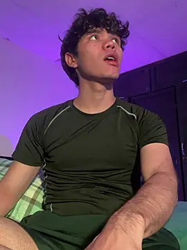 Snapshot of Im_Camii chatting on January 8, 2026, 9:28 pm Im Camii online show from January 8, 2026, 9:28 pm