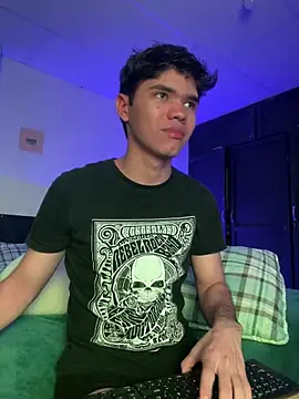 Snapshot of Im_Camii chatting on February 5, 2026, 9:41 pm Im Camii online show from February 5, 2026, 9:41 pm