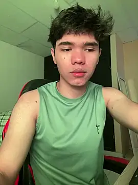 Snapshot of Im_Camii chatting on February 20, 2026, 5:24 pm Im Camii online show from February 20, 2026, 5:24 pm