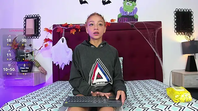 Sassha ferrer online show from October 29, 2025, 9:16 pm