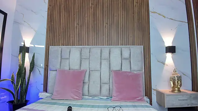 Sassha ferrer online show from January 16, 2026, 6:12 pm